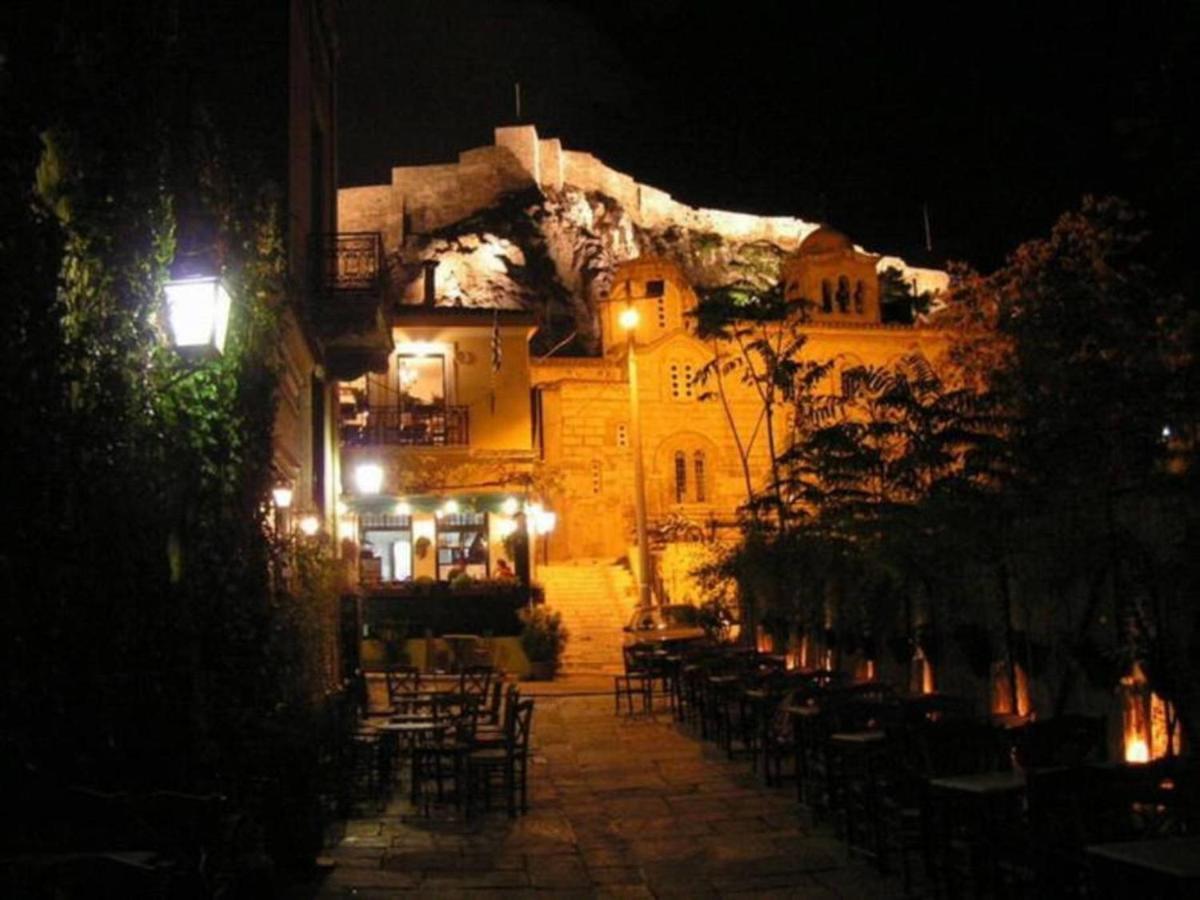 Live At The Acropolis Shadow - Under Super Scenic Anafiotika Apartment Атина Екстериор снимка